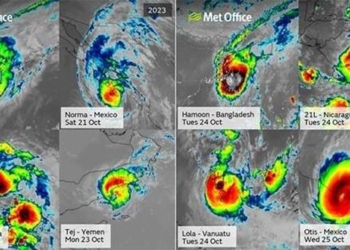 unusual weather 8 hurricanes in a week the weather services cannot predict 130676