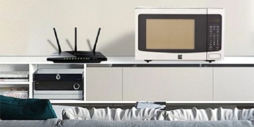 use long lasting things near wifi routers that consume power and make the network intermittent 130558