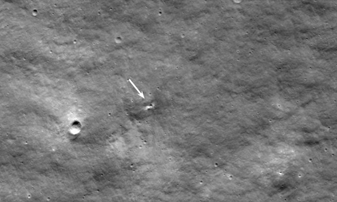LRO captured a crater possibly created by the crash of Russia's Luna-25