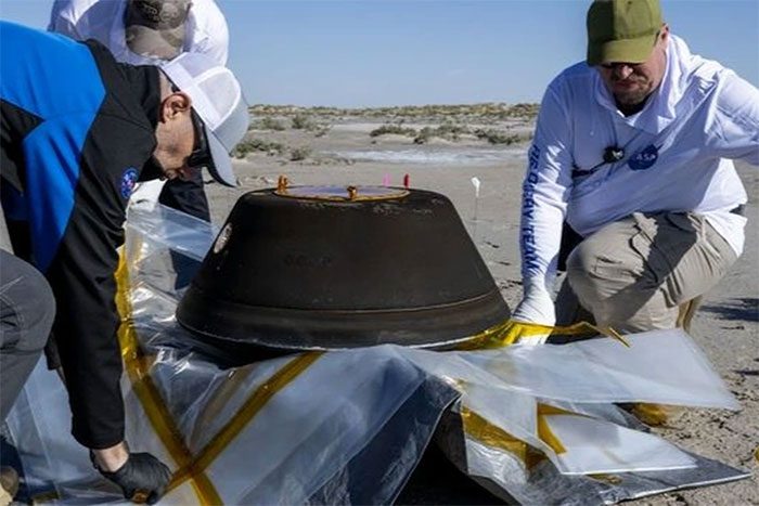 The capsule of the OSIRIS-REx spacecraft