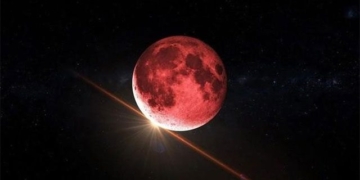vietnam will observe the total lunar eclipse on november 27 131219