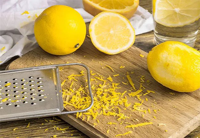 Lemon peel can significantly reduce the growth of antibiotic-resistant bacteria.
