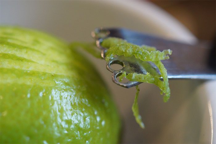 Lemon peel has potential benefits in combating stomach cancer.