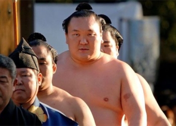 why japanese sumo wrestlers are called fat healthy people the answer is very surprising 129726