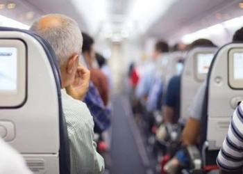 why you should use airplane seatbelt when takeoff and landing 129278