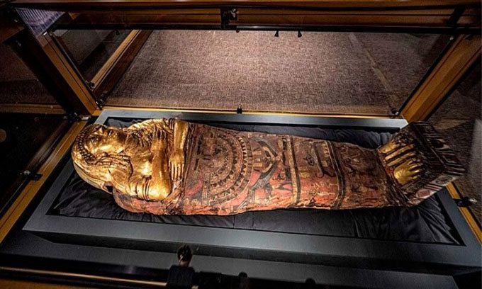 The gilded mummy known as Lady Isaious.