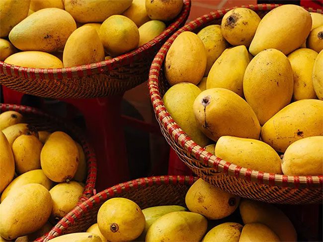 Mango is one of the fruits with high sugar content.