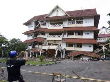 21quake indonesia