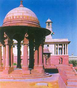 Lutyens skillfully handled the chhatri in Mughal architecture, or the protruding element on the roof, and Dholpur red stone.
