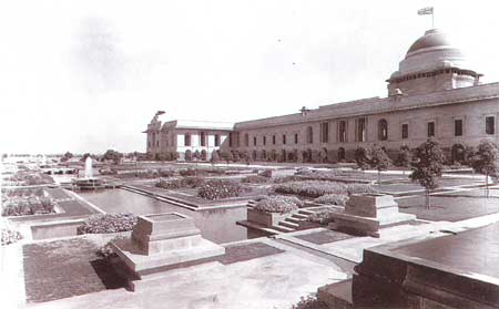 West side of the Vice Regal Lodge, with a park designed according to Mughal principles.