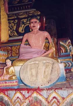 6.8-meter Buddha Statue, the body height is 2.7 meters, cast in 1916