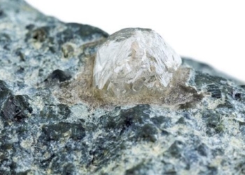 ancient jet spouting diamond to the surface 129009