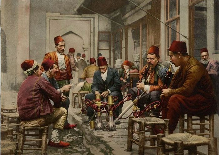 In the early 17th century, the first coffee beans were brought to Italy.