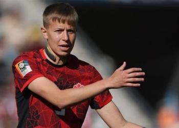 canadian goalkeeper wears device during world cup what is it 128807