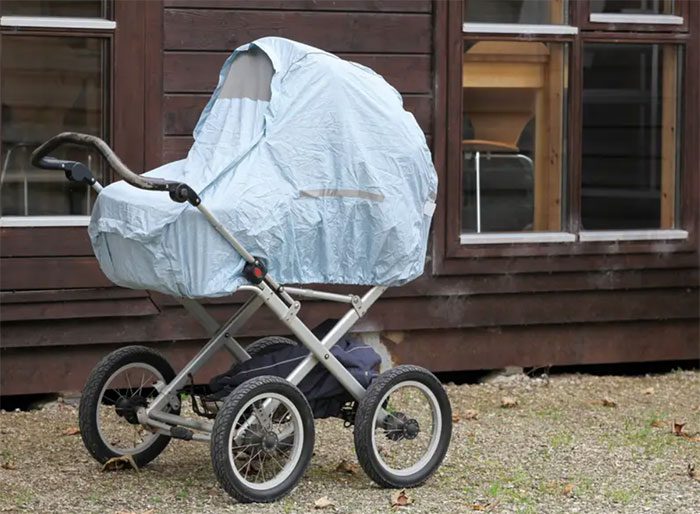 Nordic parents prepare thoroughly when deciding to let their children sleep outdoors.