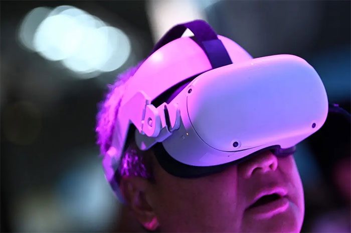 New technology provides a more realistic experience for virtual reality device users.