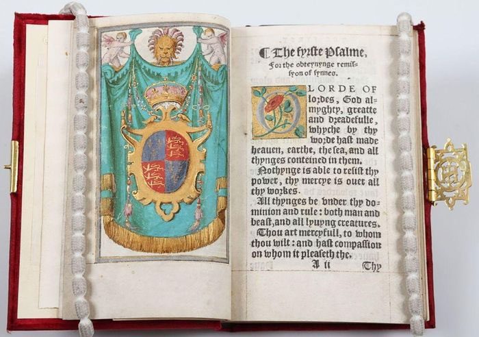 Ms. White discovered many drawings by King Henry VIII in the Psalms or Prayers book.