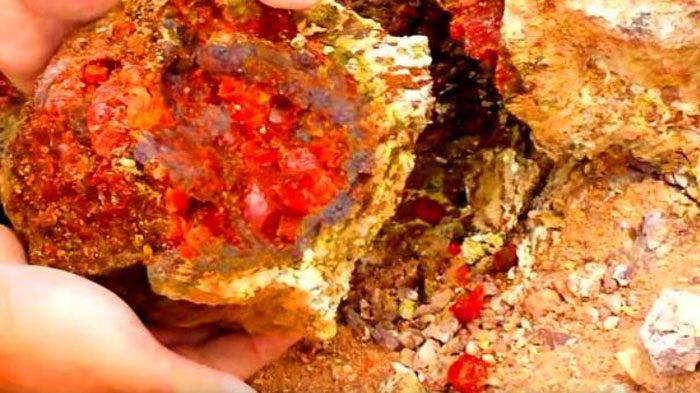 After the workers split the stone, the interior was blood-red.