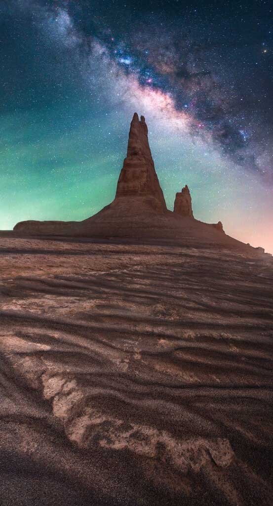 Photo “Lut Glow” by Isabella Tabacchi taken in Lut Desert, Iran.