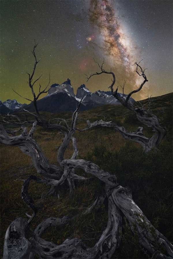 The photo 'Starry Sky in Patagonia' by author Burak Esenbey
