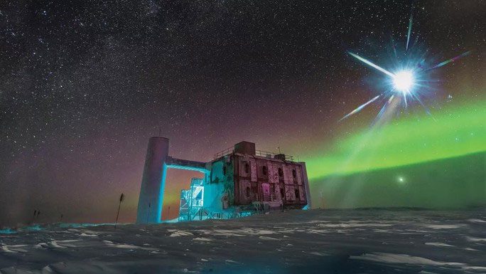IceCube Observatory at the Amundsen-Scott South Pole Station