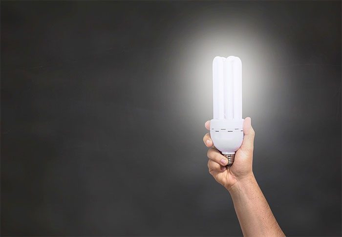 Compact fluorescent lamps