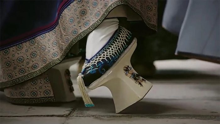 The bound footwear of Qing concubines