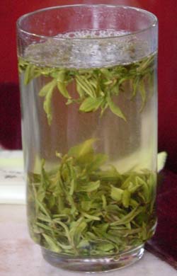 After boiling water, let it cool for about 3 minutes before brewing tea