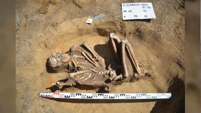 Skeleton preserved to an almost unbelievable extent after 7,000 years