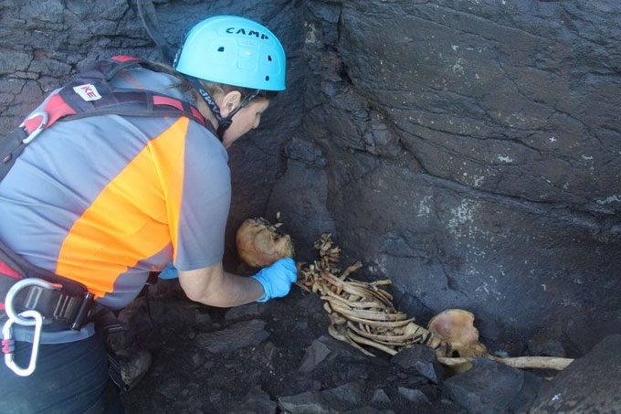 The identities of the skeletons remain unidentified.