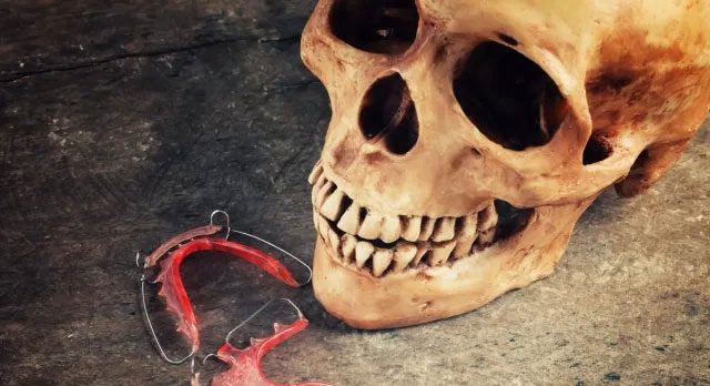 Ancestors of humans had larger jaws, so their wisdom teeth did not become misaligned.