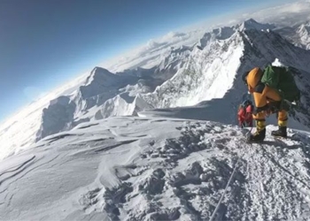 himalayan peak accelerating faster than many decades ago 128178