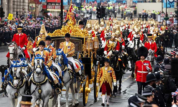 The procession from Buckingham Palace to Westminster Abbey