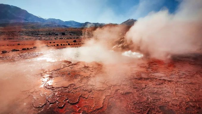 El Tatio geyser