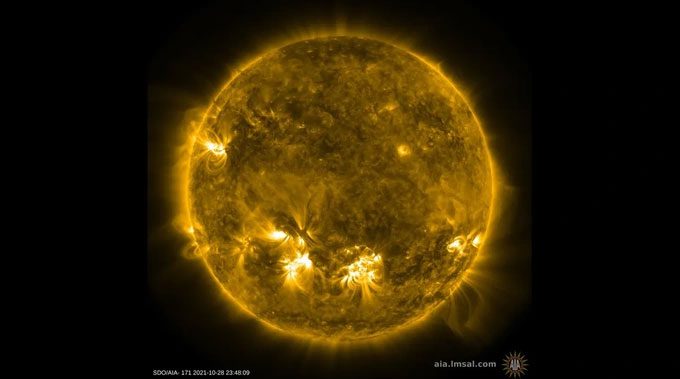 Image of the Sun on October 28, during the coronal mass ejection.
