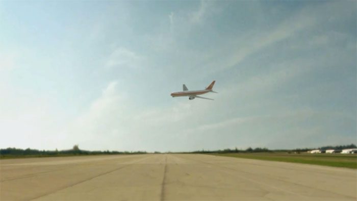 For the first time, a passenger aircraft without engines had to glide down to a runway.