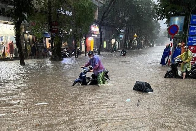 Typhoon Doksuri causes heavy rain for northern provinces of our country.