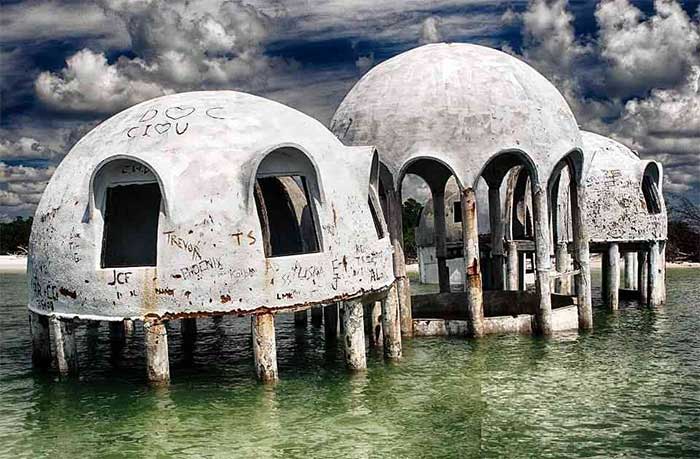 Cape Romano Dome House (USA)