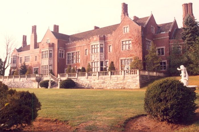 Dunnellen Hall (USA)