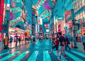 one day in japan can last up to 30 hours is it possible to live in this country at the same time in a different time 127279