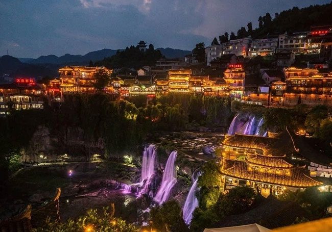 Fu Rong Town looks enchanting at night.