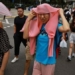searing heat rampant in asia leaves people in distress 127410