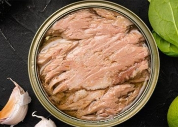 should cook fish meat thoroughly before eating to avoid botulism 127725