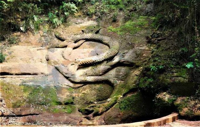 Dragon-shaped stone