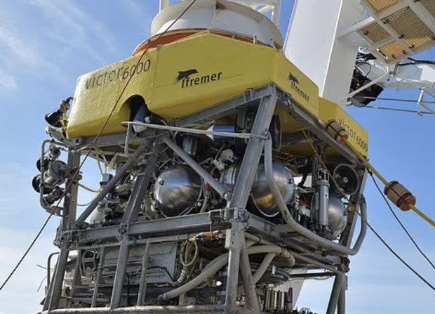 Victor 6000 Submersible