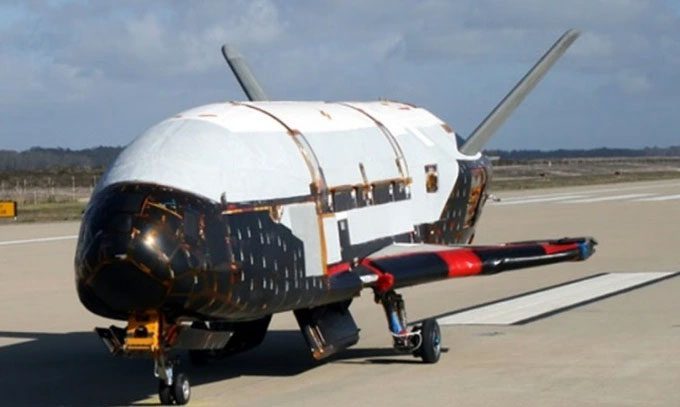 tau vu tru bi an x 37b