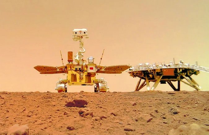 Image of the Zhurong rover on the surface of Mars in 2021.