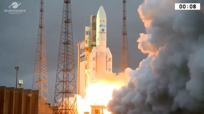 ten lua Ariane 5 2