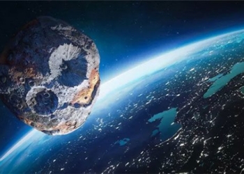 the giant planet is larger than the eiffel tower passing through earth 127022