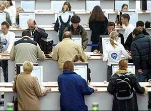 the world has 694 million people online 5312